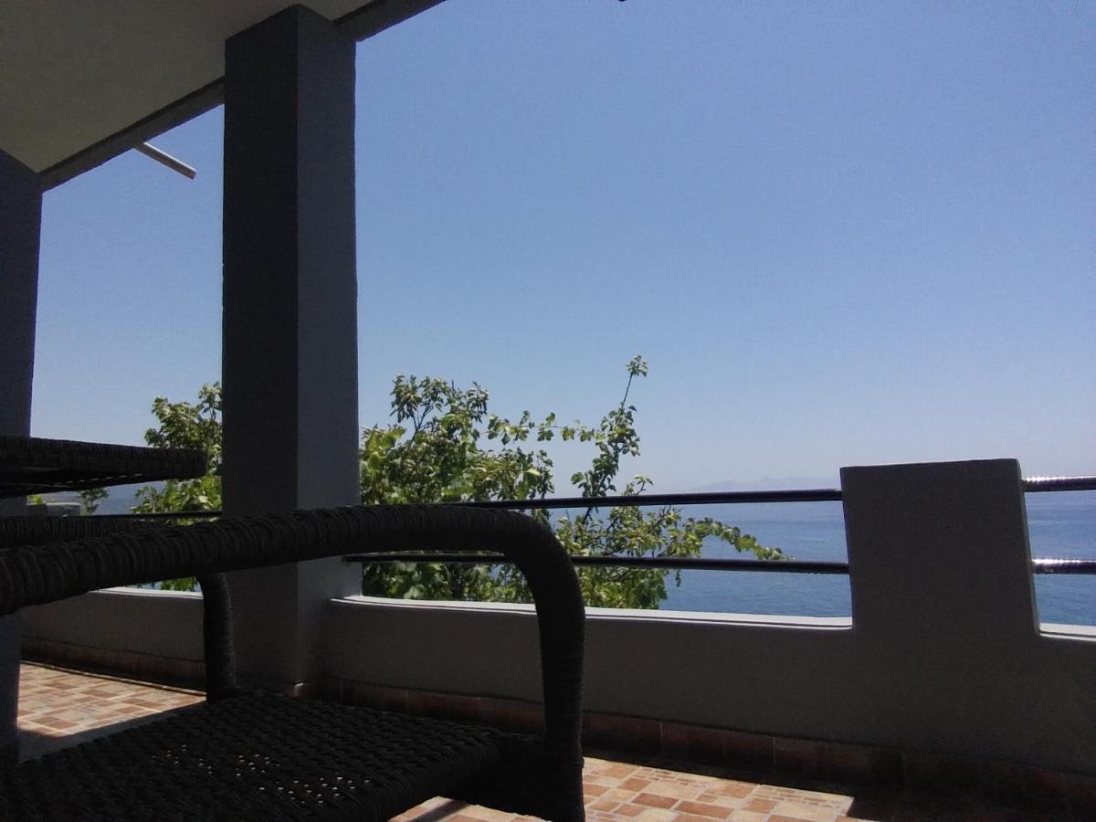 Blue View Hotel Qeparo Luaran gambar