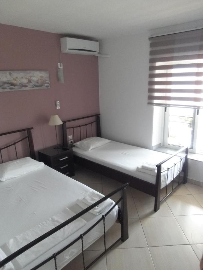 Blue View Hotel Qeparo Luaran gambar