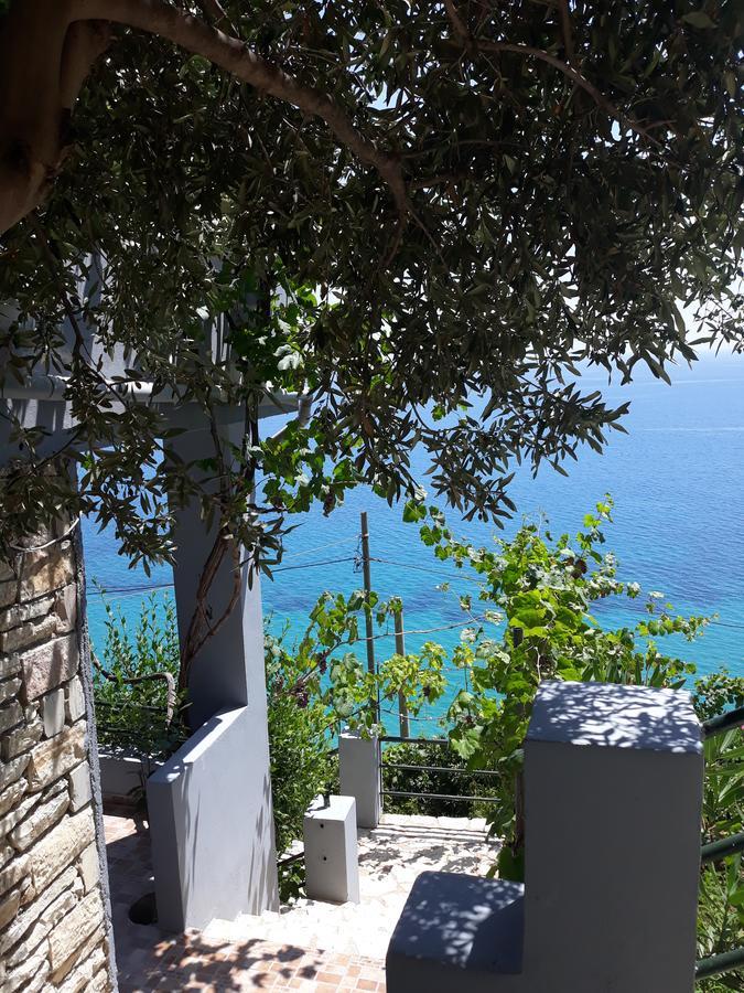 Blue View Hotel Qeparo Luaran gambar